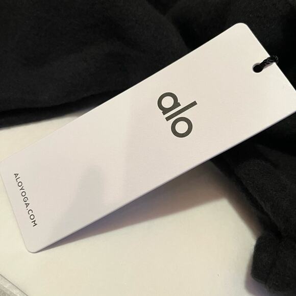 NWT Alo Yoga size S Triumph Restore black hoodie - Picture 3 of 12